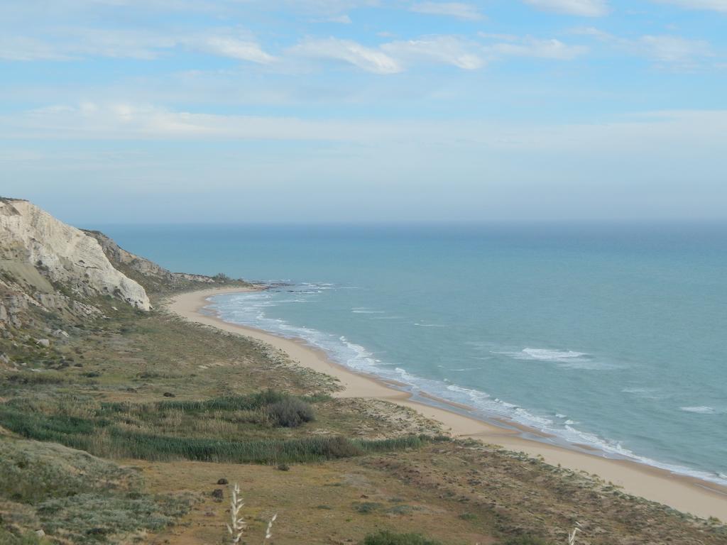 מונטאלגרו Agriturismo Casebianche מראה חיצוני תמונה