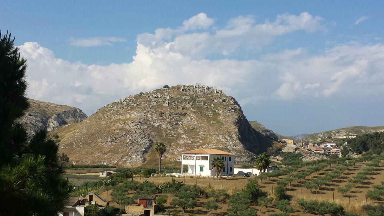 מונטאלגרו Agriturismo Casebianche מראה חיצוני תמונה